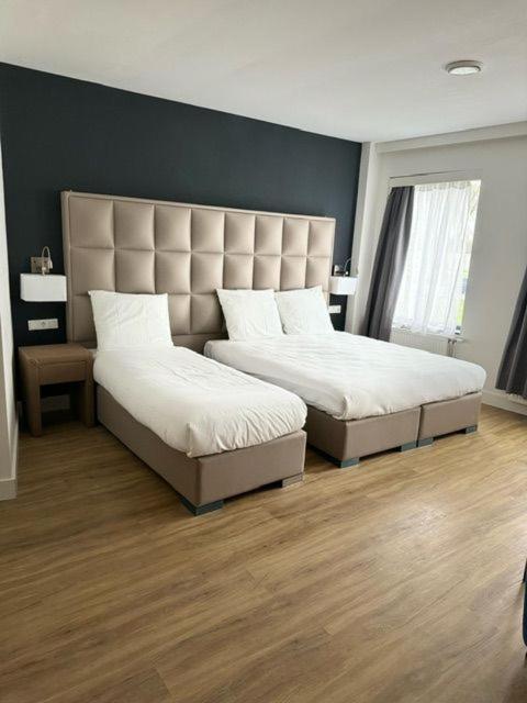 Ma Airport Hotel Hoofddorp Exteriör bild